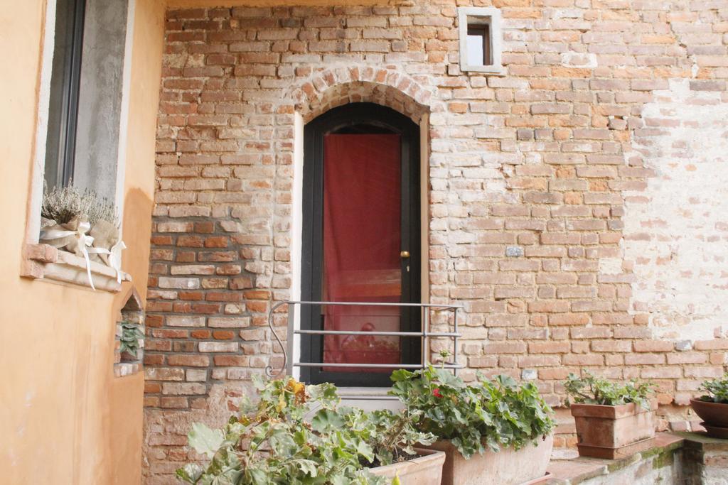 Borgo Archinto Apartman Robecco sul Naviglio Kültér fotó