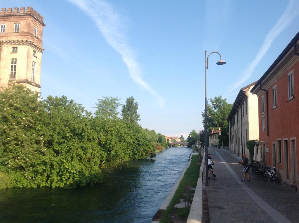 Borgo Archinto Apartman Robecco sul Naviglio Kültér fotó