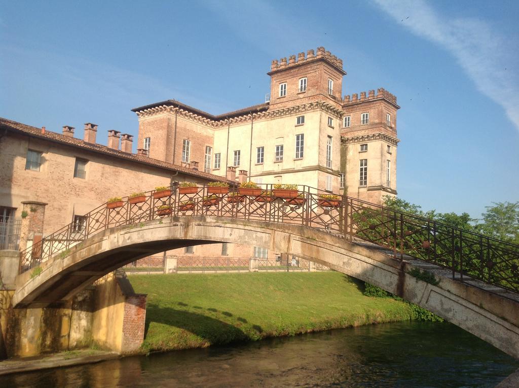 Borgo Archinto Apartman Robecco sul Naviglio Kültér fotó